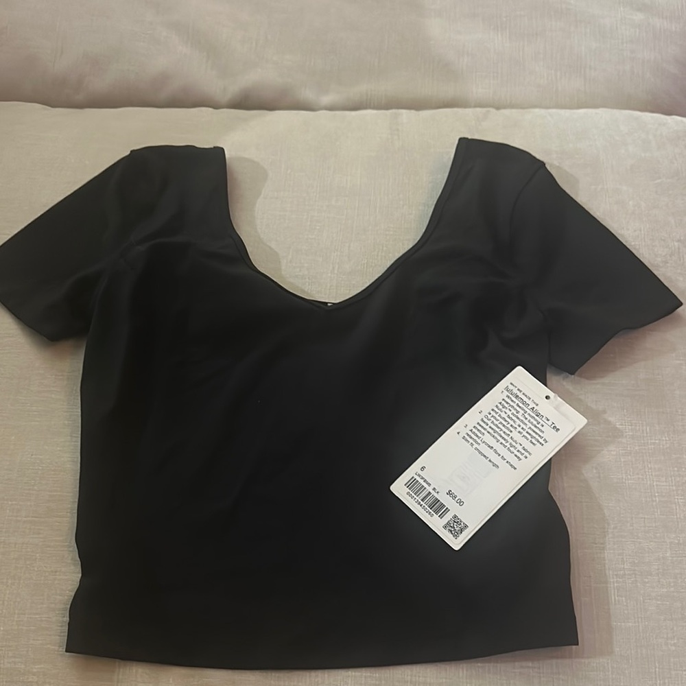 Lululemon align tee size 6 in black